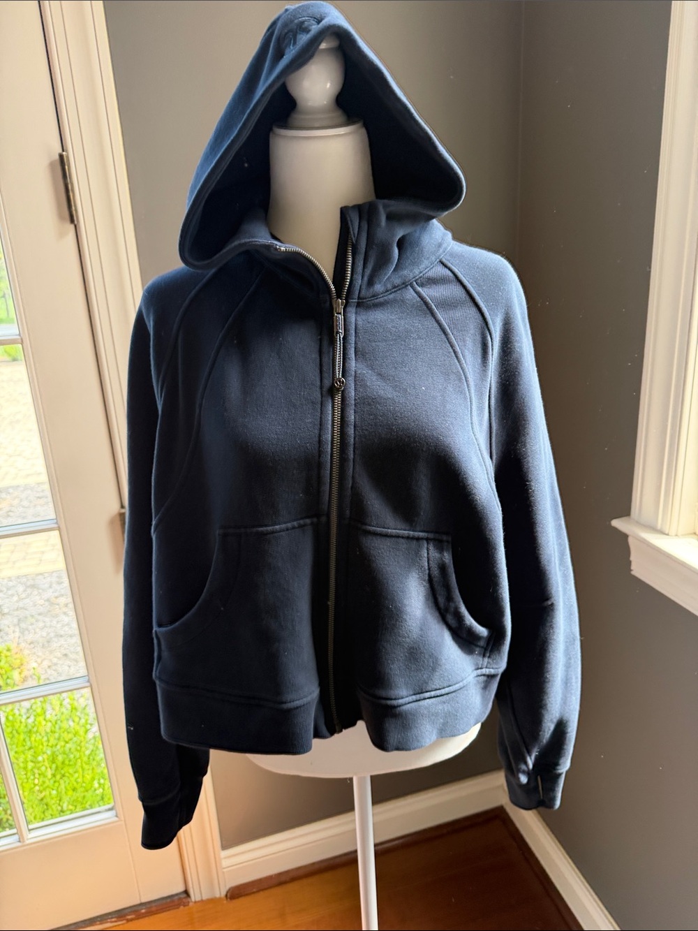 lululemon athletica Scuba Navy Hooded Zip Jacket Size M/L